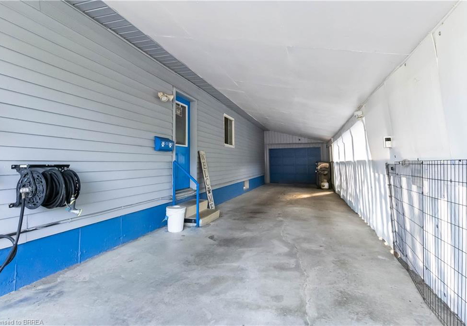 83-locks-road-brantford-ontario-40754575