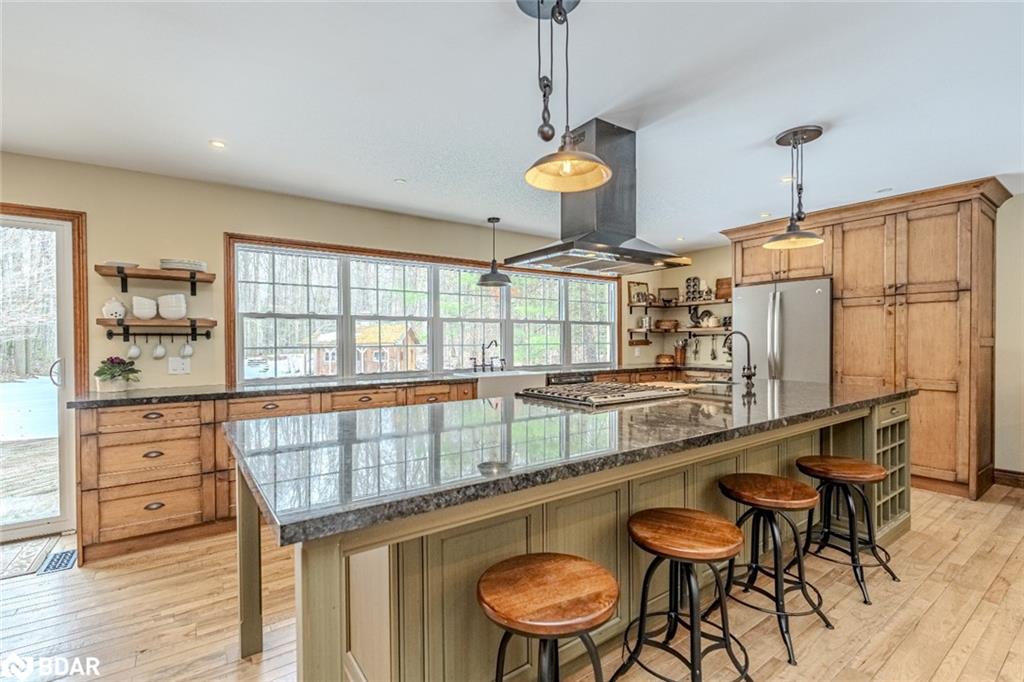 6-woodland-heights-drive-everett-ontario-40754579