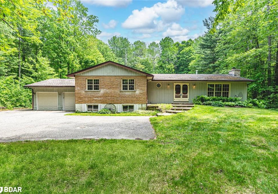 6-woodland-heights-drive-everett-ontario-40754579