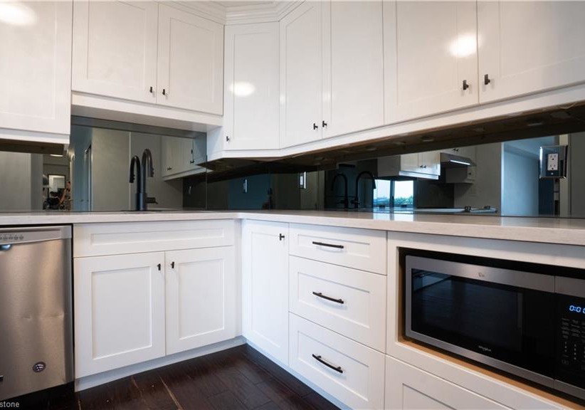 9-bonheur-court-brantford-ontario-40754629