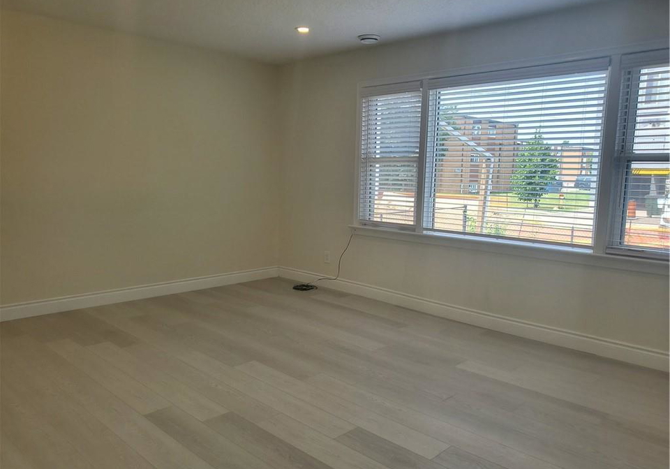 433-connaught-street-kitchener-ontario-40754637