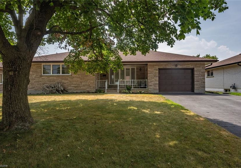 210-marshall-avenue-delhi-ontario-40754672