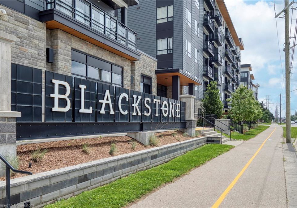 251-northfield-drive-e-waterloo-ontario-40754739
