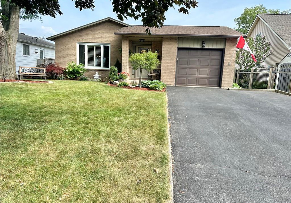 66-crestlynn-crescent-simcoe-ontario-40754835