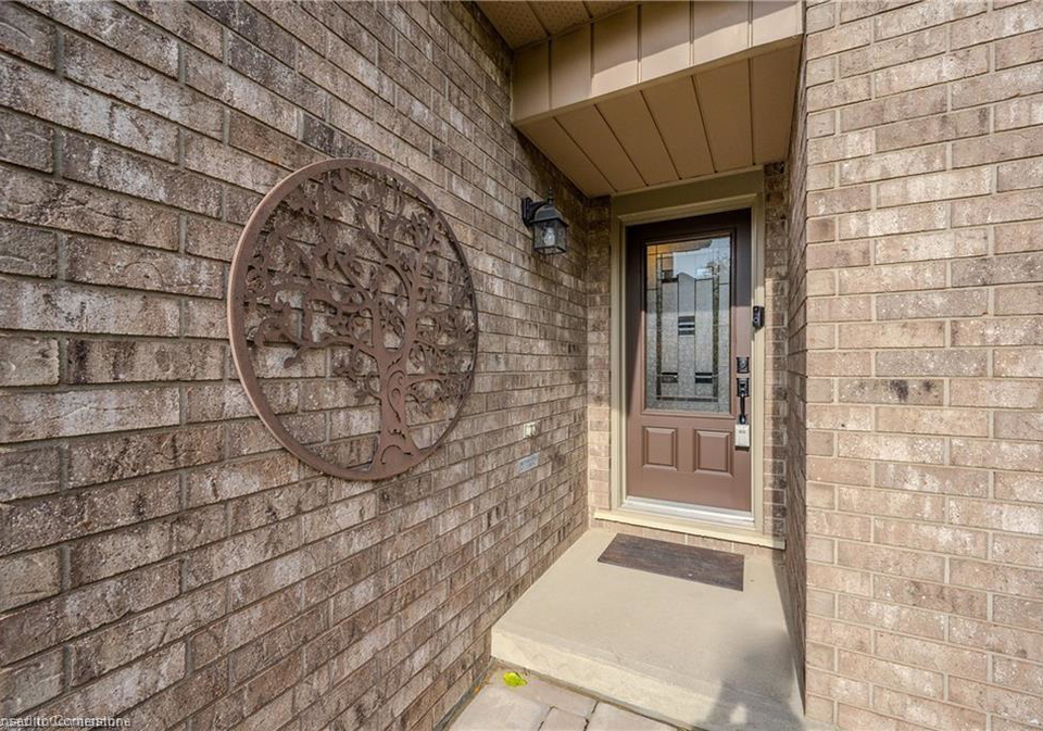 206-baker-street-waterloo-ontario-40754902