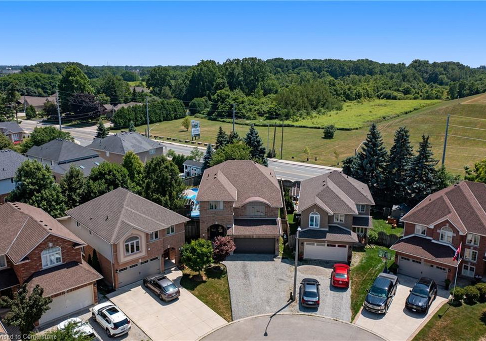 10-nature-court-hamilton-ontario-40755052