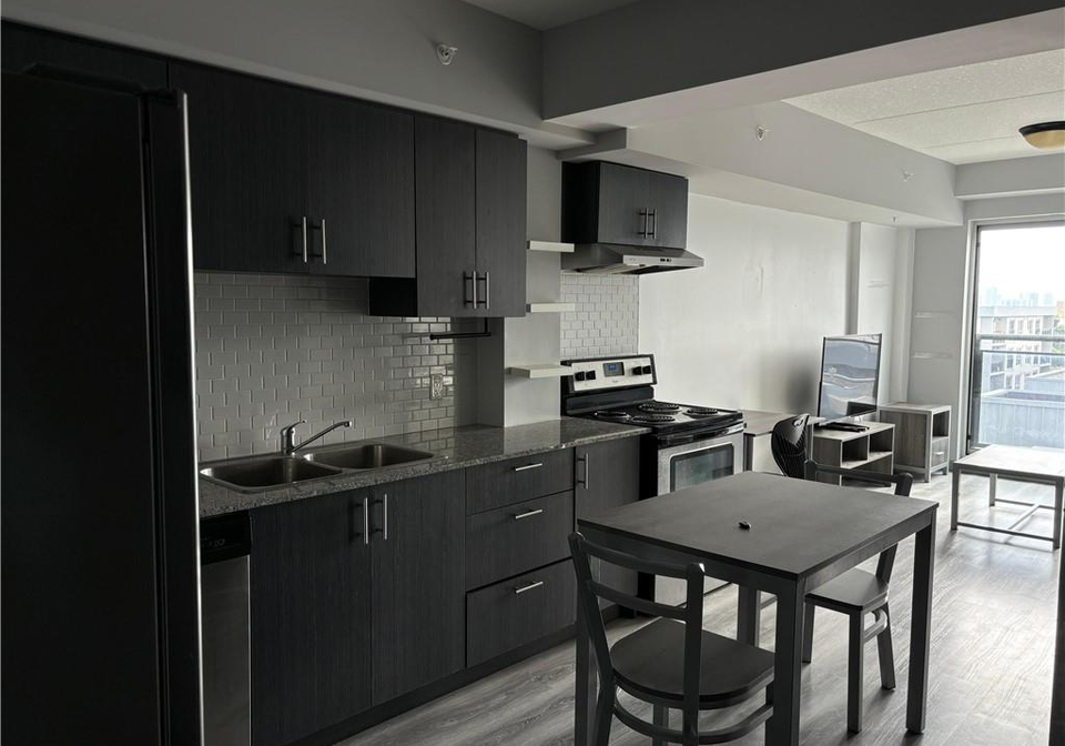 275-larch-street-waterloo-ontario-40755078