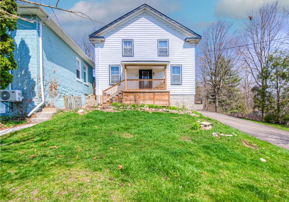 30-main-street-paris-ontario-40755150