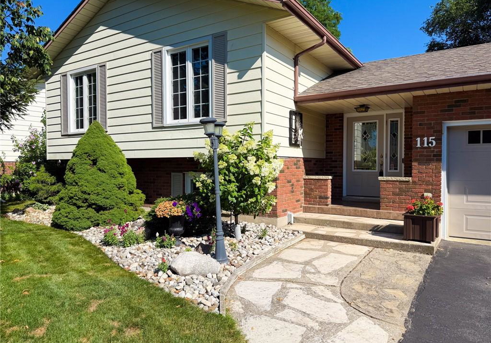 115-lynndale-road-simcoe-ontario-40755202
