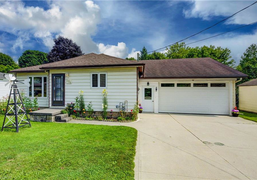 254-wellington-street-w-mount-forest-ontario-40755214