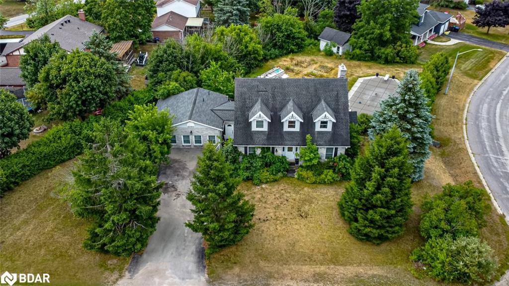2285-cairns-gate-churchill-ontario-40755219