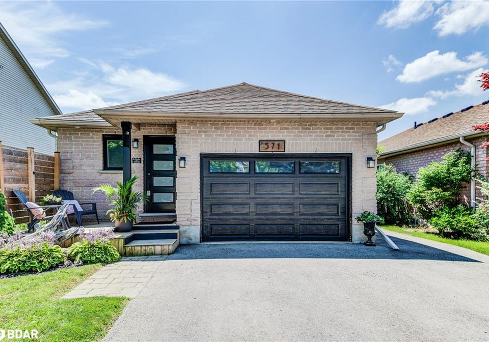 571-mctavish-street-fergus-ontario-40755289