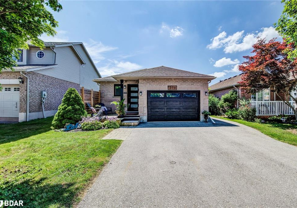 571-mctavish-street-fergus-ontario-40755289