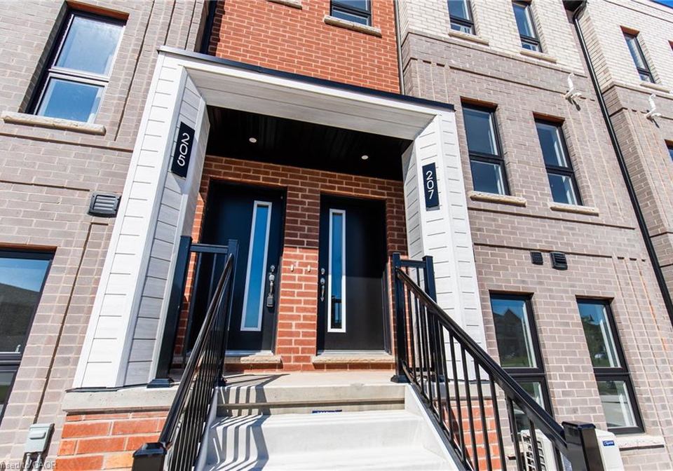 207-burke-street-waterdown-ontario-40755306