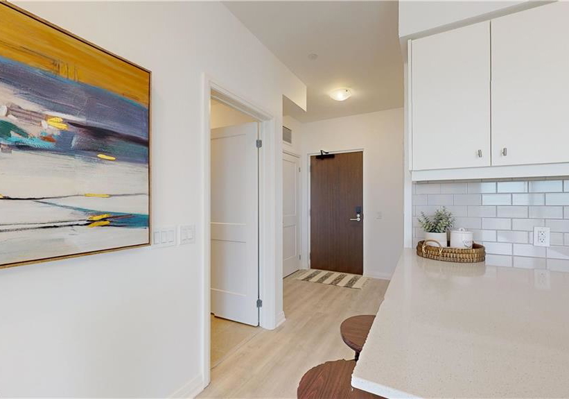 101-golden-eagle-road-waterloo-ontario-40755380
