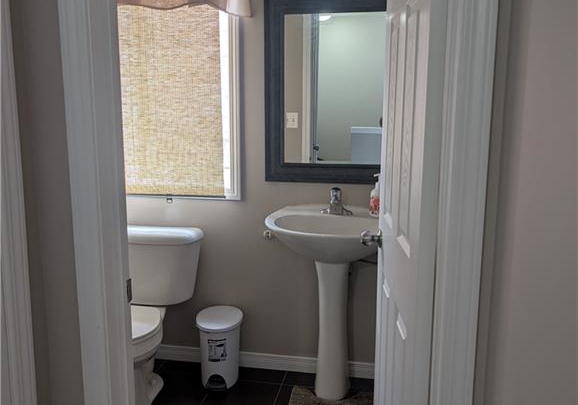 240-rachel-street-kitchener-ontario-40755424