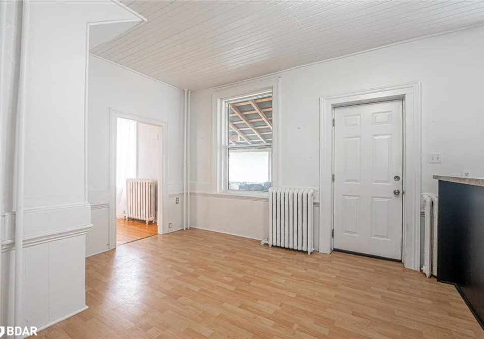 3766-county-road-27-bradford-ontario-40755425