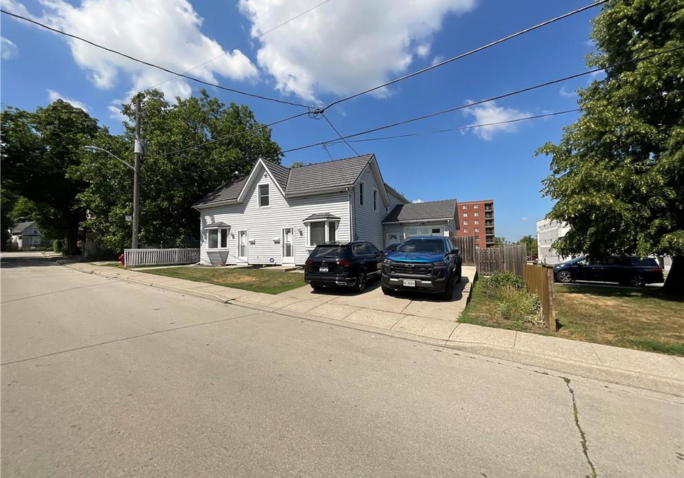 14-elm-avenue-stoney-creek-ontario-40755426
