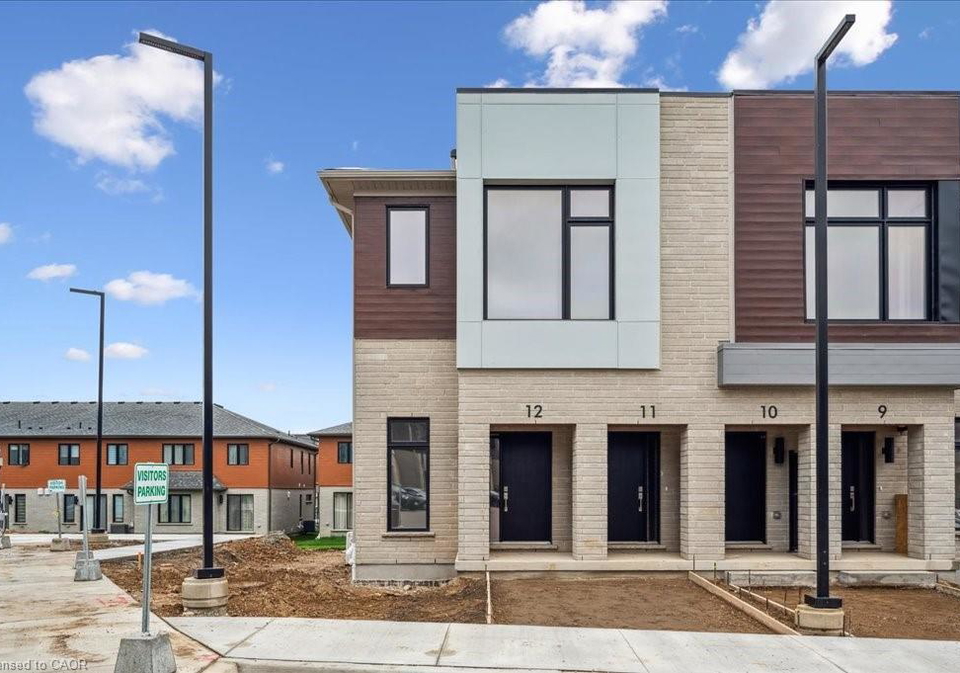 15-stauffer-woods-trail-kitchener-ontario-40755448