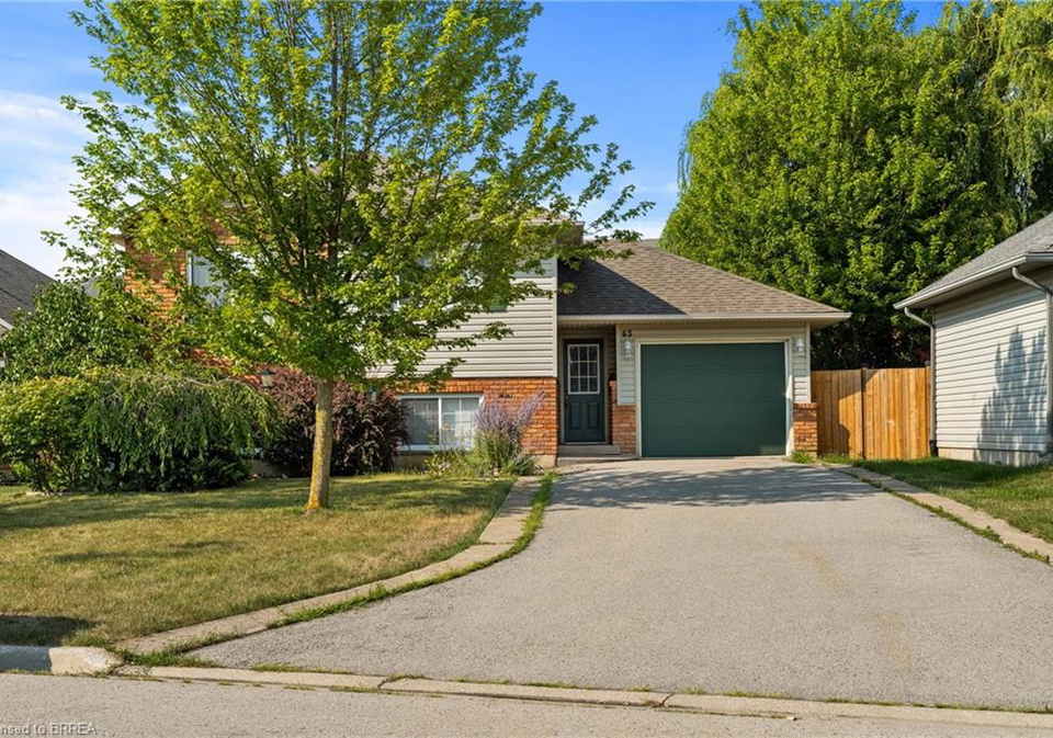 63-autumn-circle-smithville-ontario-40755488