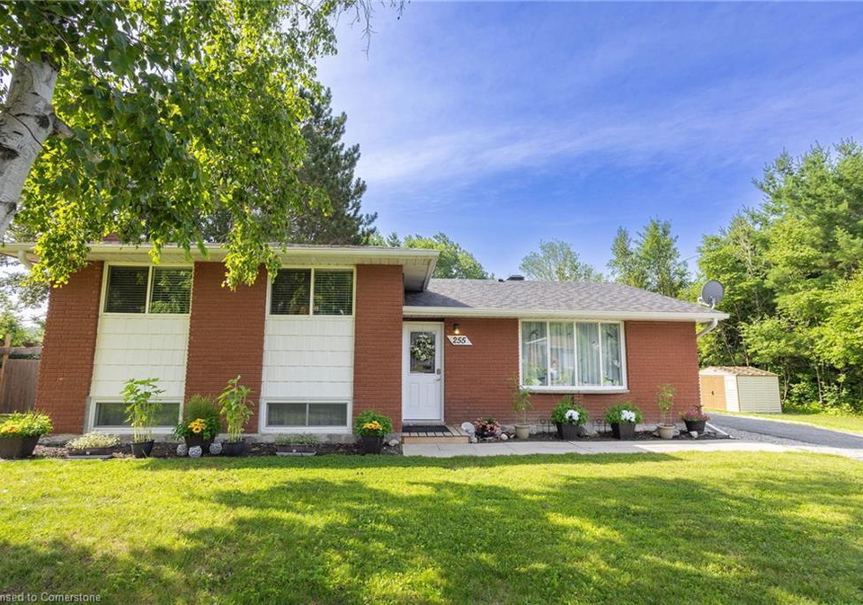 255-ferguson-street-massey-ontario-40755514