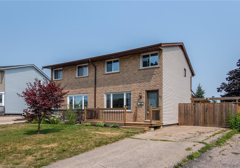 23-roberts-crescent-kitchener-ontario-40755592