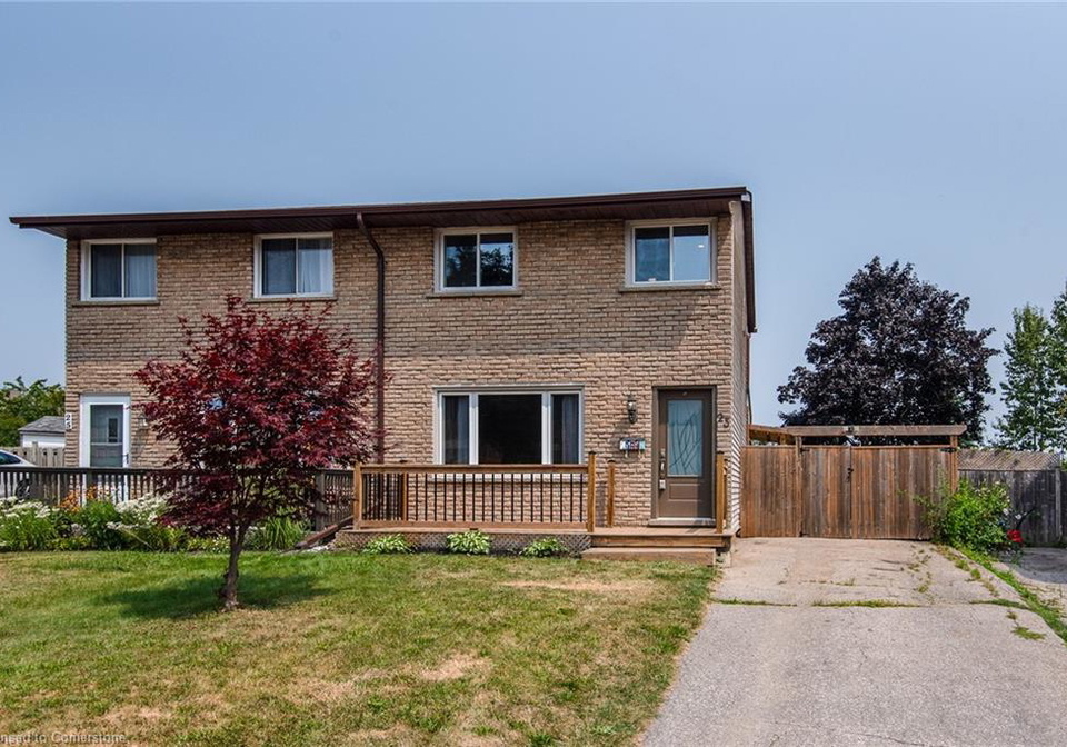 23-roberts-crescent-kitchener-ontario-40755592