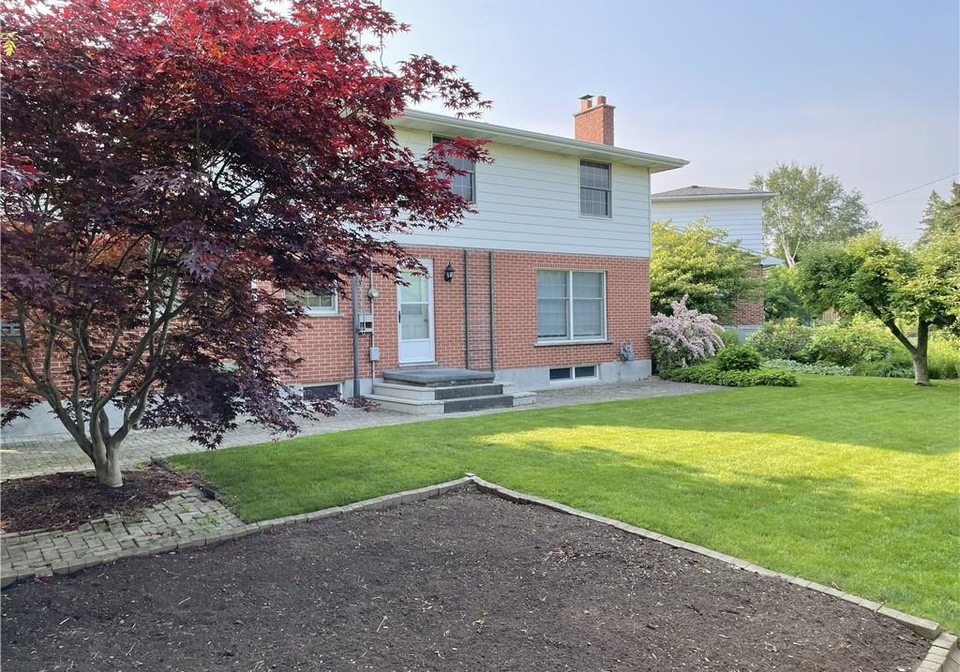 30-lanscott-place-hamilton-ontario-40755652