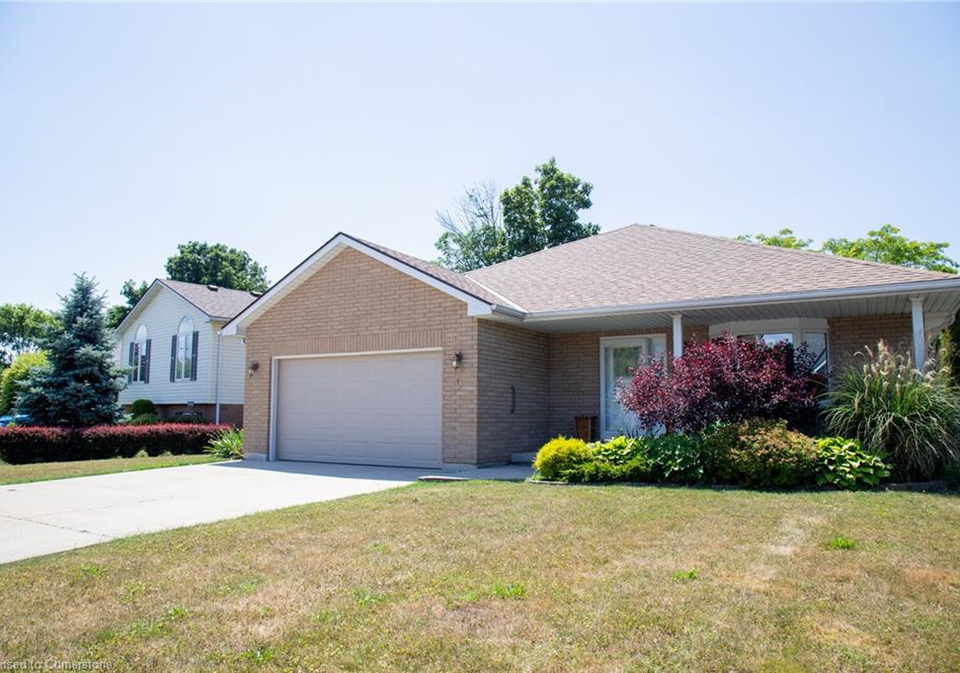 17-briarlea-crescent-port-dover-ontario-40755693
