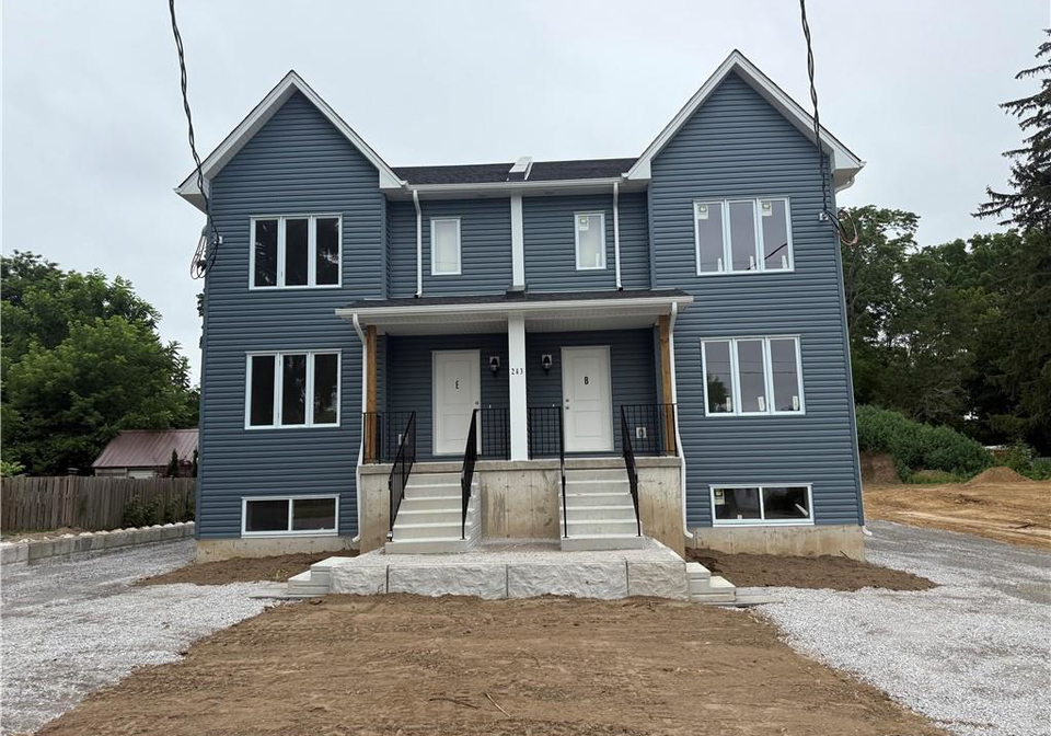 243-grove-street-simcoe-ontario-40755763