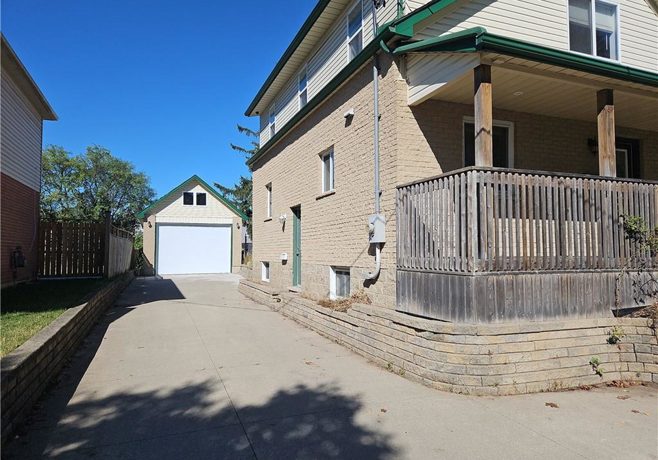 26-fifth-avenue-kitchener-ontario-40755766
