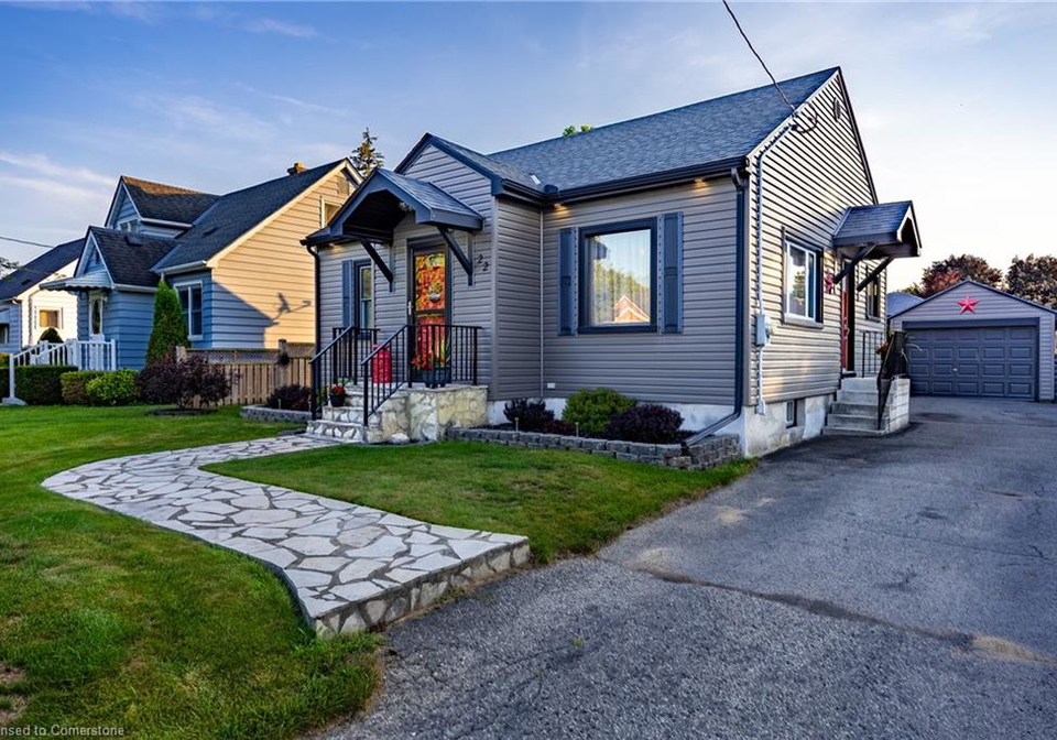 22-lee-avenue-simcoe-ontario-40755784