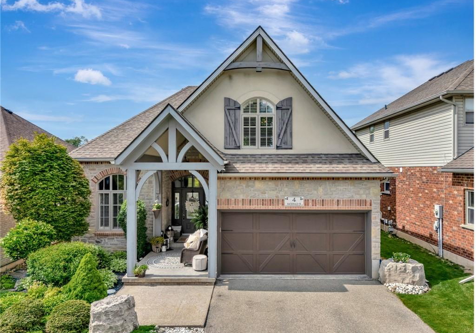 4-macdonald-crescent-brantford-ontario-40755805