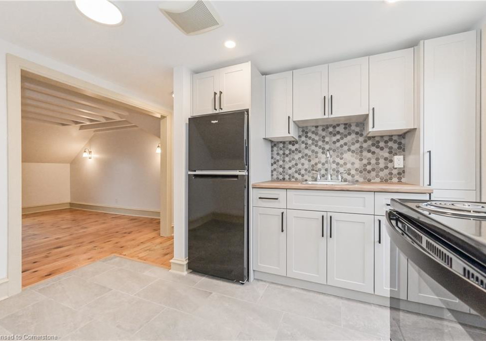 180-st-andrew-street-e-fergus-ontario-40755861