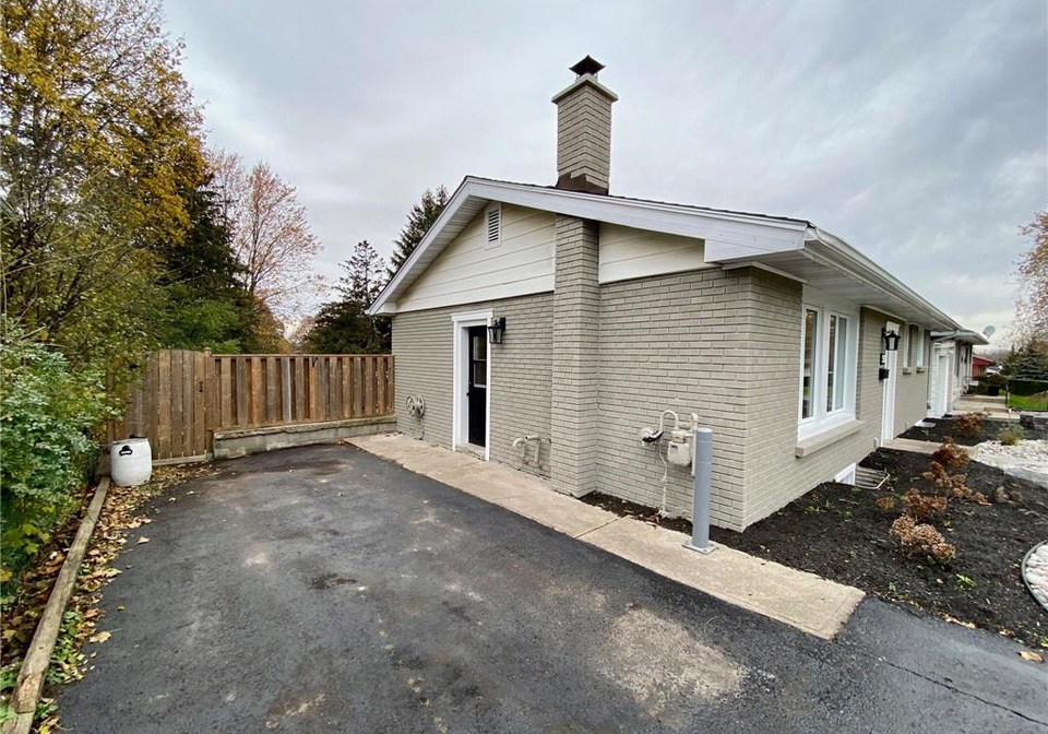 351-briarhill-avenue-london-ontario-40755911