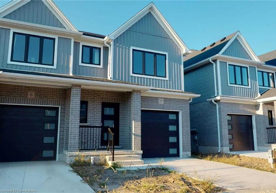 1-miller-drive-lucan-ontario-40755923