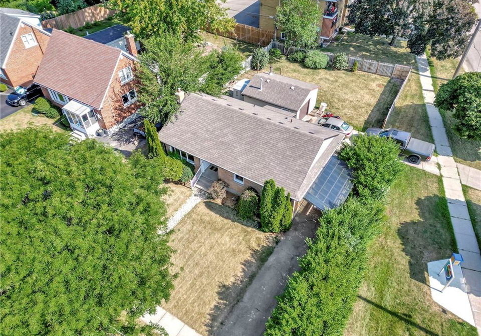 154-brentwood-avenue-kitchener-ontario-40755942