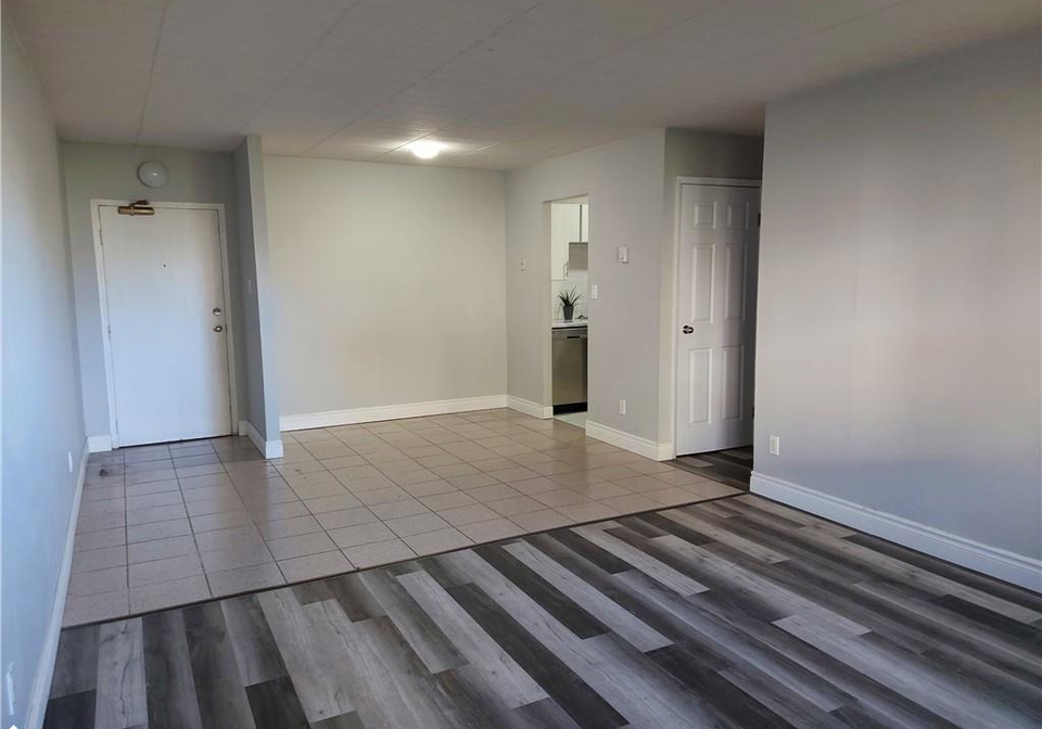 8800-willoughby-drive-niagara-falls-ontario-40755990