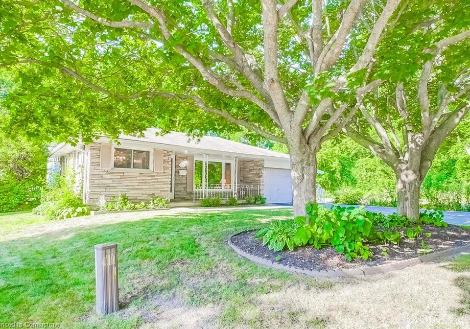 11-rogers-road-dundas-ontario-40756022