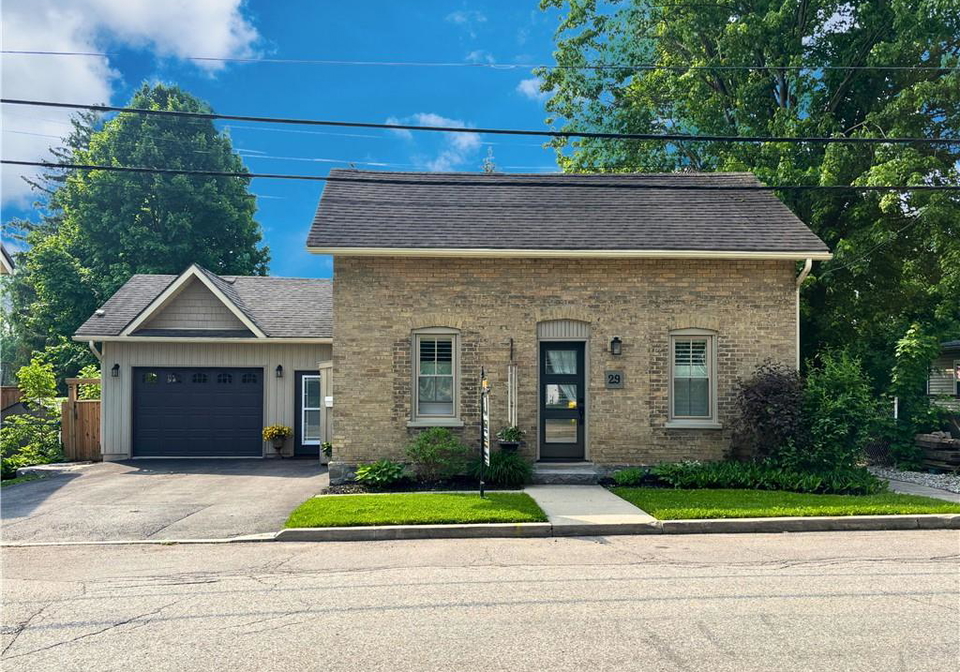 29-hall-street-ayr-ontario-40756029
