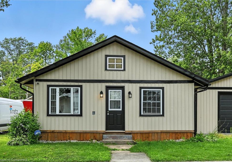 273-oxford-avenue-crystal-beach-ontario-40756121