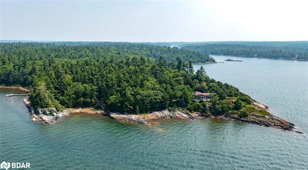 3-island-65c-carling-ontario-40756172