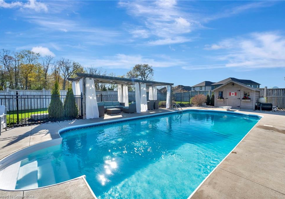 128-robert-simone-way-ayr-ontario-40756257