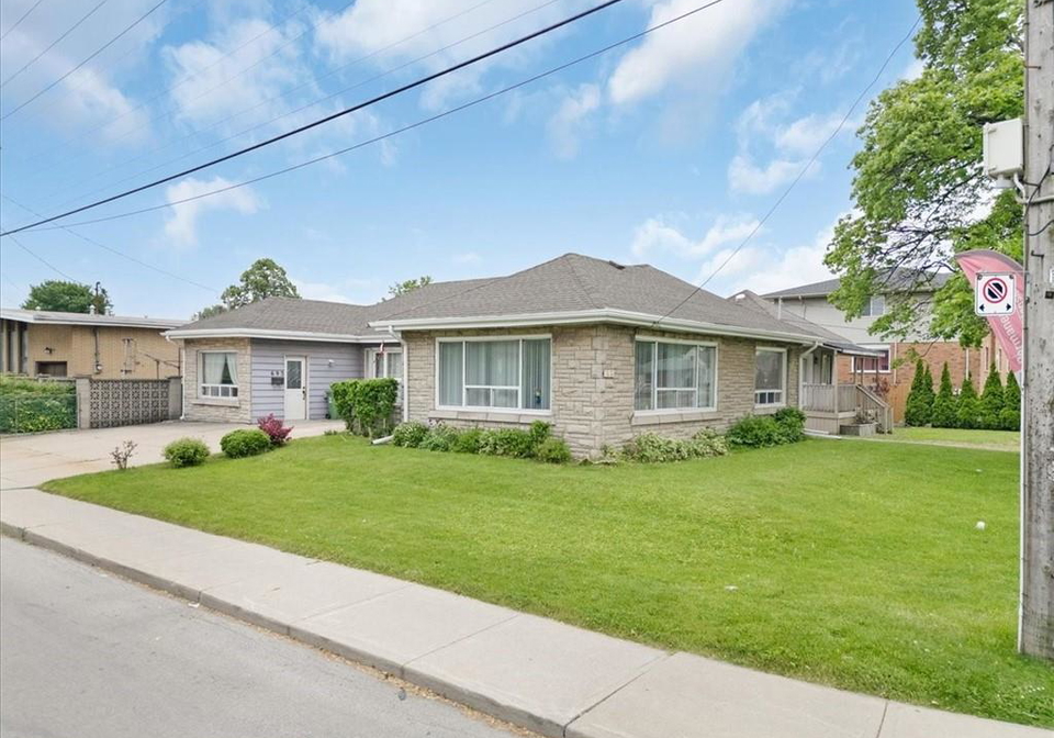 693-upper-james-street-hamilton-ontario-40756279
