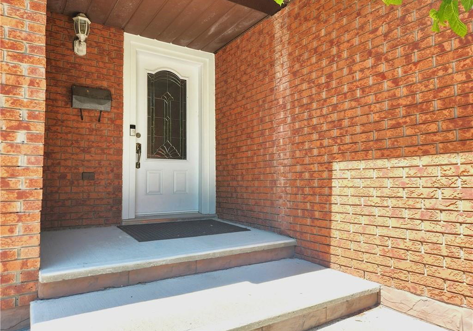 229-athenia-drive-stoney-creek-ontario-40756307