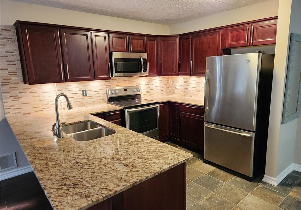 2020-cleaver-avenue-burlington-ontario-40756372