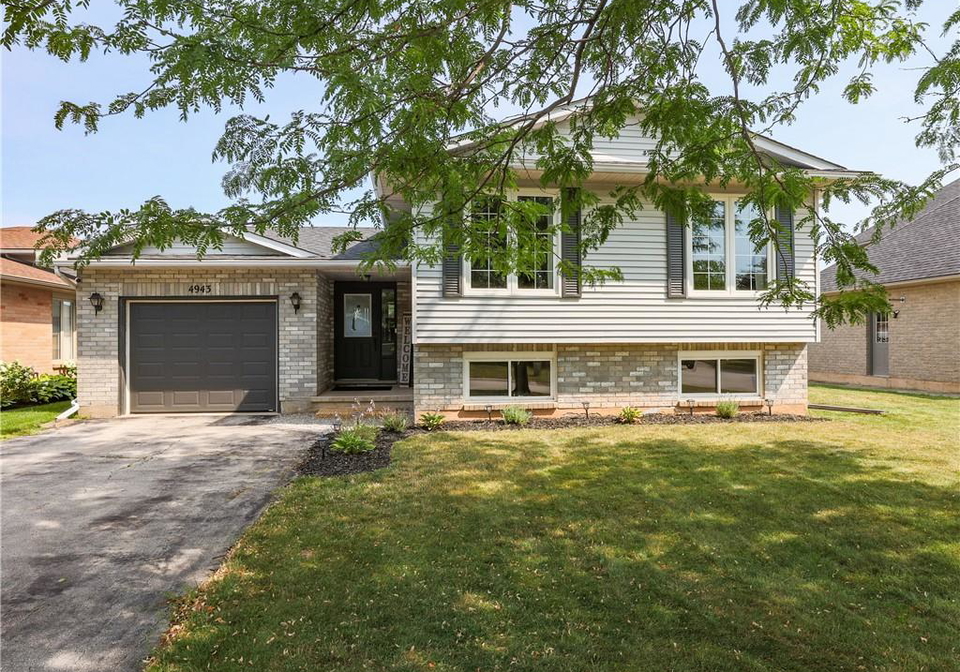 4943-homestead-drive-beamsville-ontario-40756431