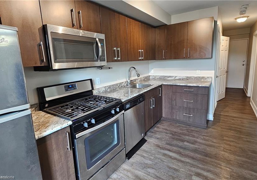 4-ottawa-street-n-hamilton-ontario-40756444