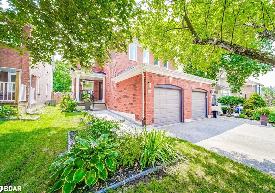 28-fife-road-aurora-ontario-40756488