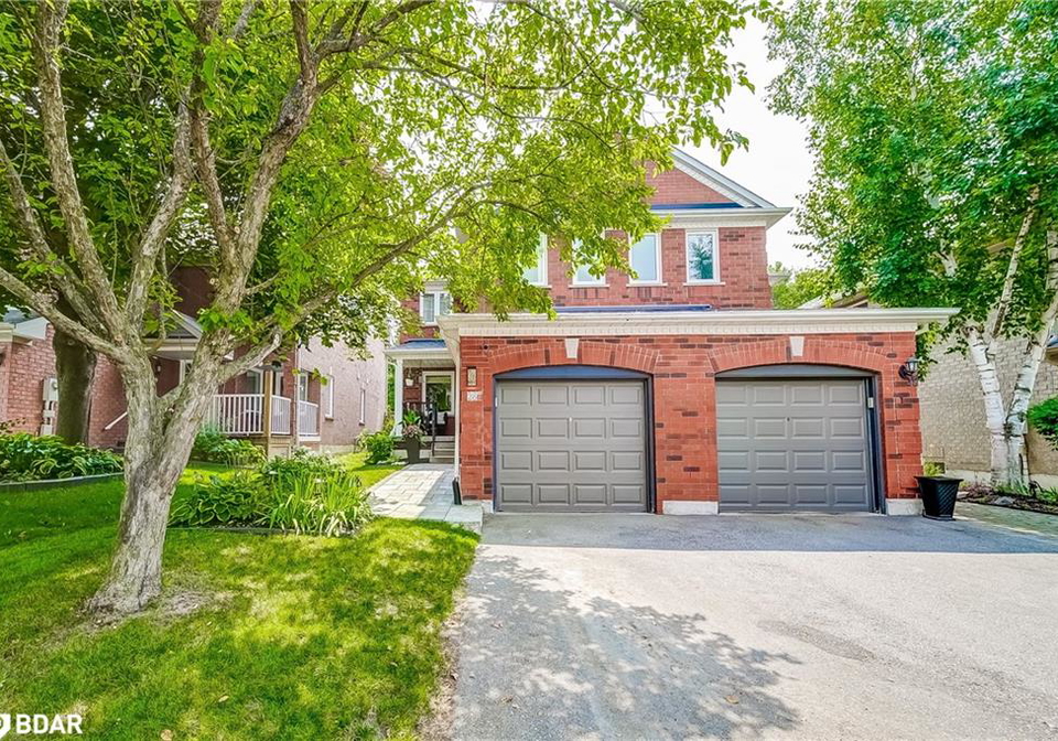 28-fife-road-aurora-ontario-40756488